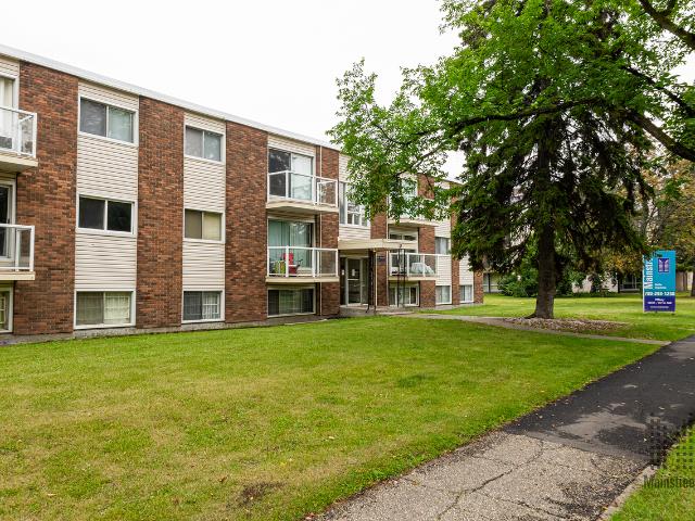 Apartment for rent in Wedgewood, Alberta