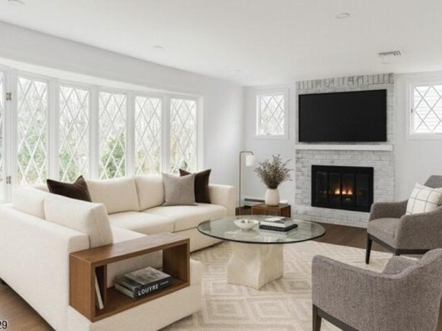 House for sale in East Hanover, New Jersey