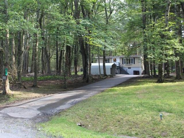 House for sale in Hawley