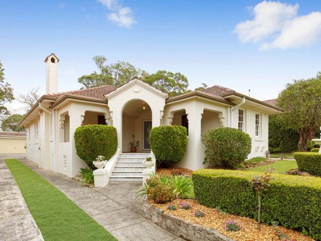 House for sale in Lower North Shore, Sydney