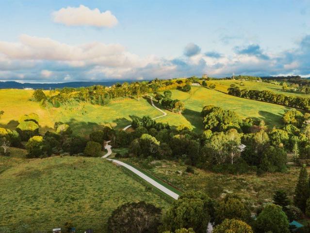 Cottage for sale in Beechmont, Queensland
