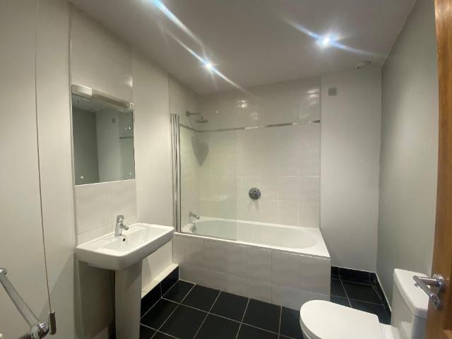 Apartment for rent in Garrison Side, Hull