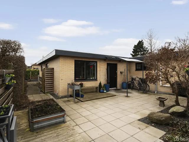 Ejendom til salg i Frederiksberg C, Brøndby