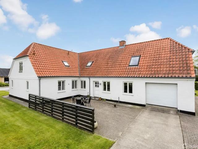 Villa til salg i Brønderslev, Brønderslev-Dronninglund