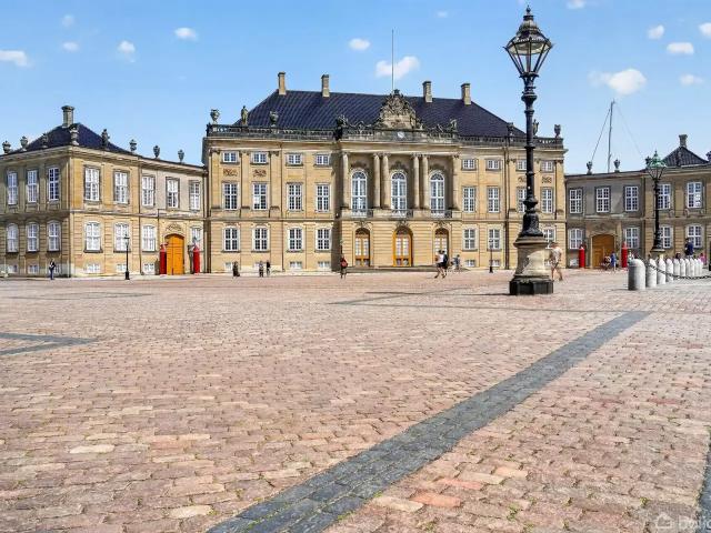 Ejendom til salg i København, Brøndby