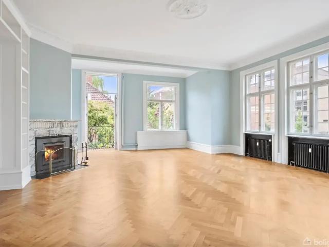 Villa til salg i Frederiksberg C, Brøndby