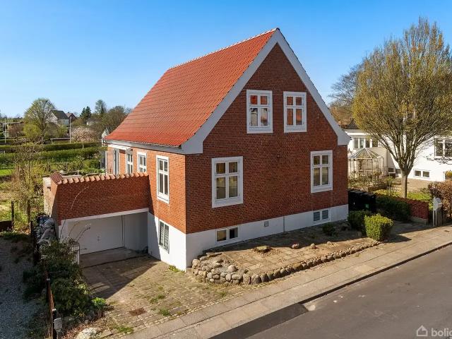 Villa til salg i Brønderslev-Dronninglund