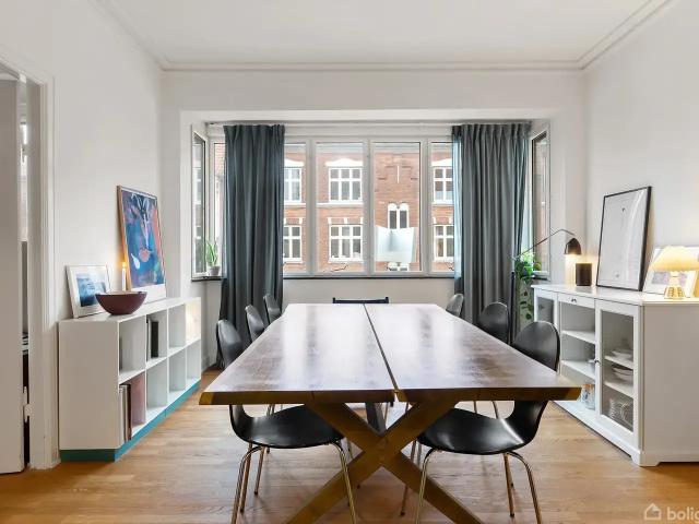 Ejendom til salg i Frederiksberg C, Brøndby