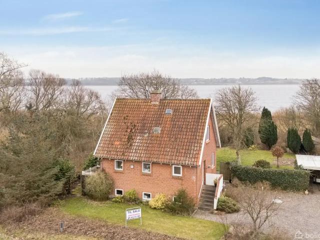 Ejendom til salg i Struer, Århus