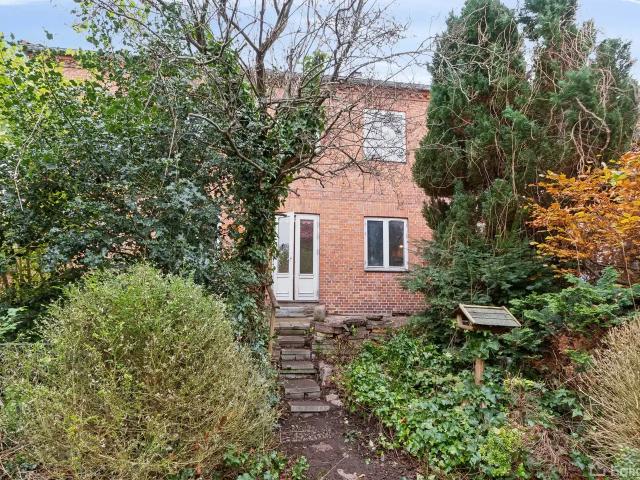 Ejendom til salg i Buddinge, Brøndby