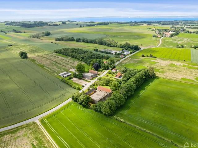 Ejendom til salg i Knebel, Århus