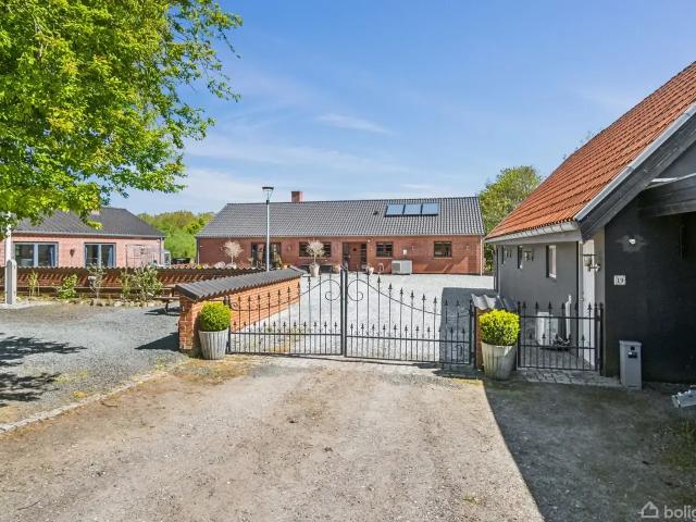 Ejendom til salg i Jelling, Vejle