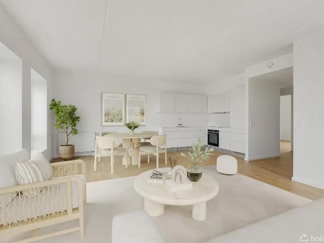 Ejendom til salg i København, Brøndby