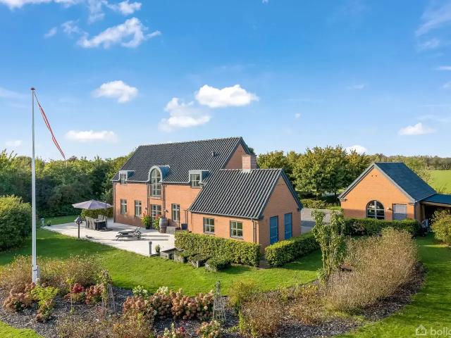 Villa til salg i Gesten, Vejen