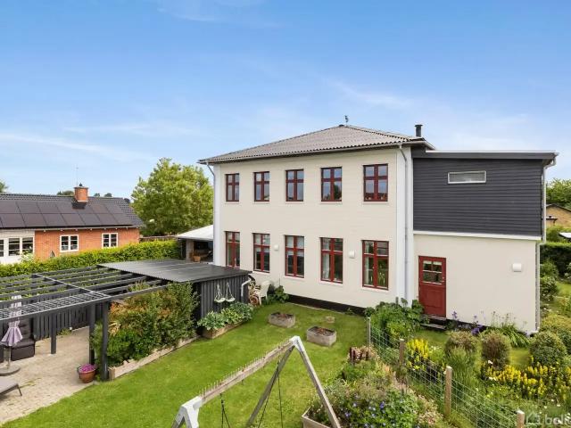 Ejendom til salg i Viby Sjælland, Roskilde