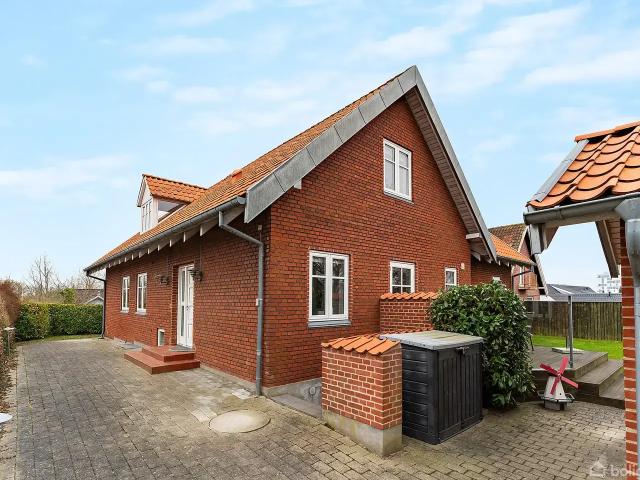 Villa til salg i Løgten, Århus