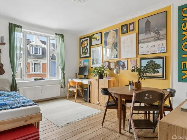 Ejendom til salg i Frederiksberg C, Brøndby