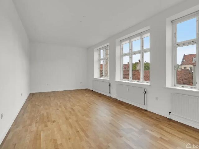 Ejendom til salg i Ebeltoft, Århus