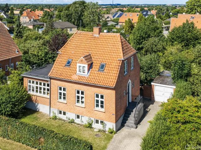 Villa til salg i København, Brøndby
