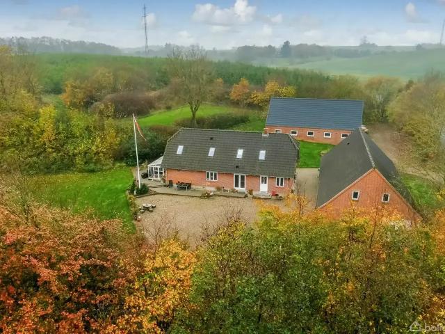 Landejendom til salg i Hjerm, Århus