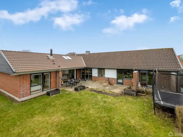 Villa til salg i Ringkøbing, Århus