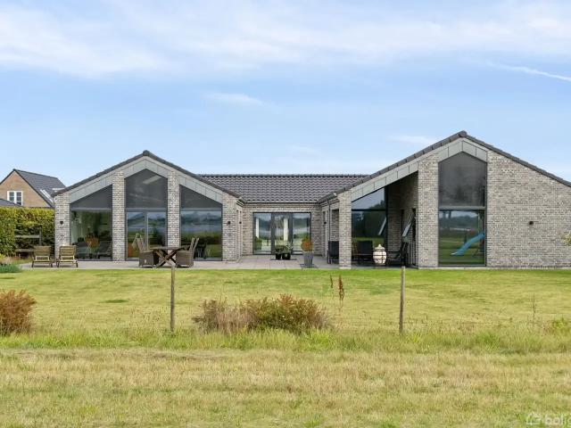 Villa til salg i Frederikssund, Brøndby