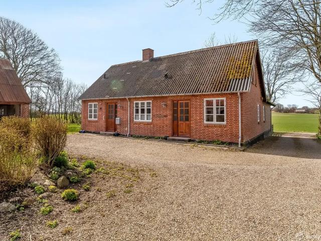 Landejendom til salg i Vinderup, Århus