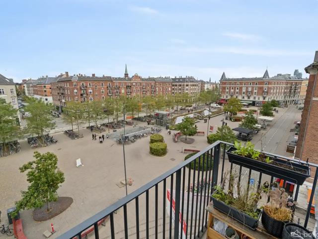 Ejendom til salg i Frederiksberg C, Brøndby