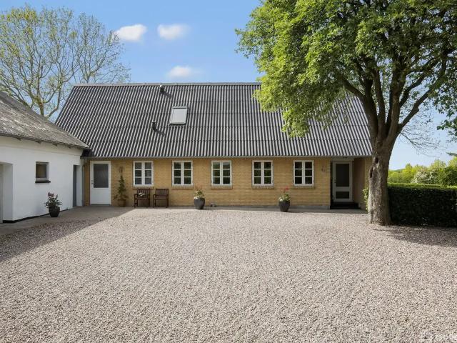 Landejendom til salg i Brønderslev-Dronninglund