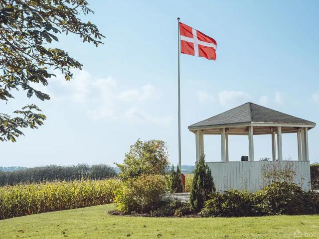 Landejendom til salg i Brønderslev-Dronninglund