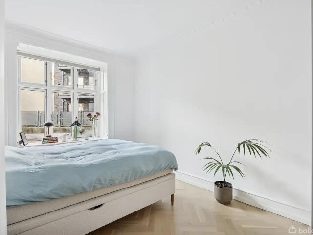 Ejendom til salg i Frederiksberg C, Brøndby