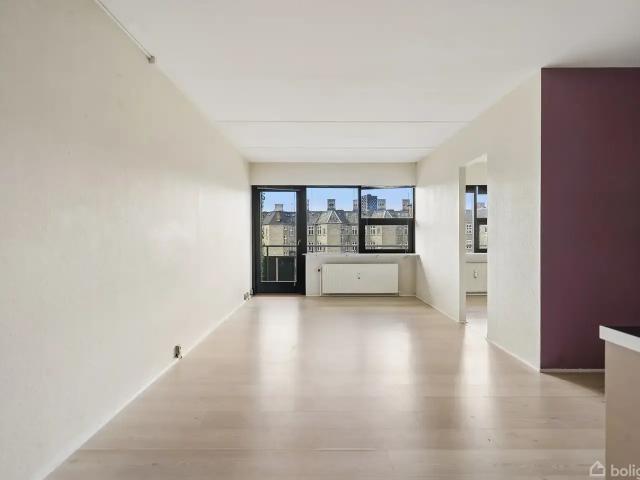 Ejendom til salg i Frederiksberg C, Brøndby