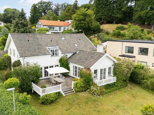 Villa til salg i Hellebæk, Brøndby