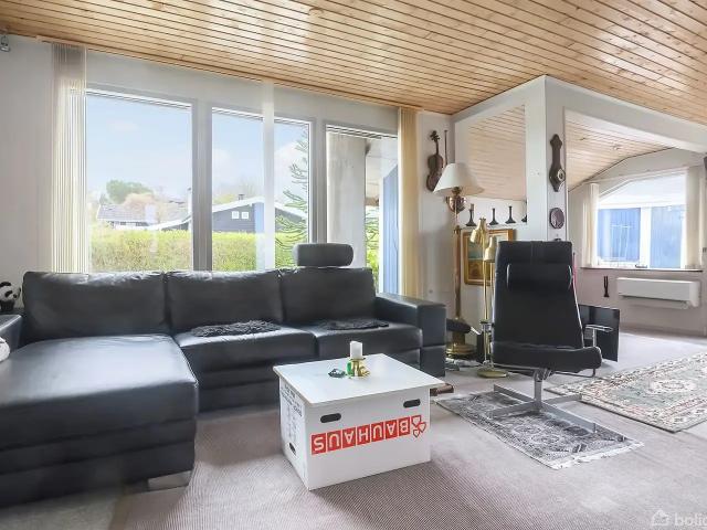 Ejendom til salg i Karrebæksminde, Næstved