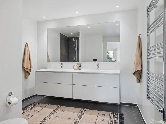 Ejendom til salg i Hellerup, Brøndby