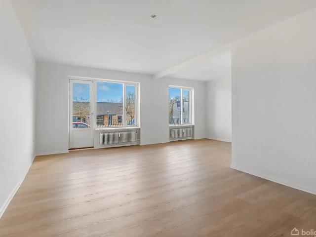 Ejendom til salg i Ikast, Århus