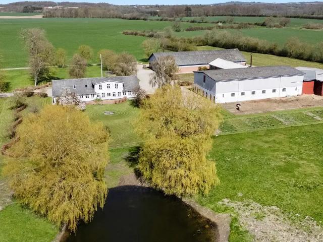 Landejendom til salg i Christiansfeld, Kolding