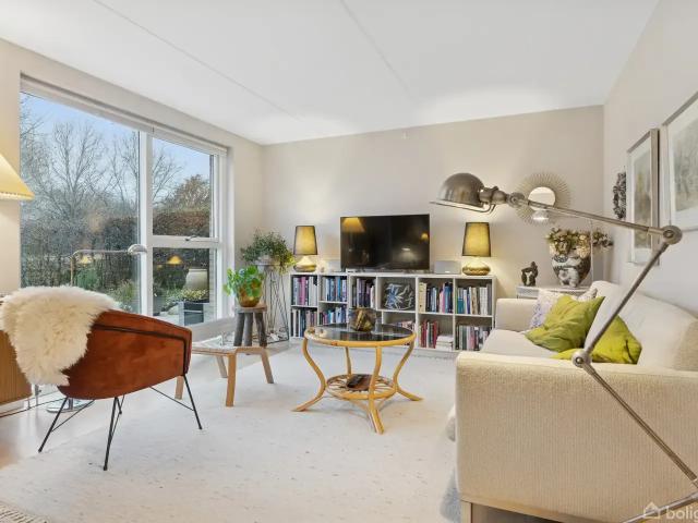 Ejendom til salg i Humlebæk, Brøndby