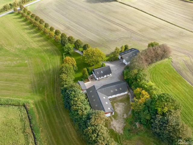 Landejendom til salg i Brønderslev-Dronninglund