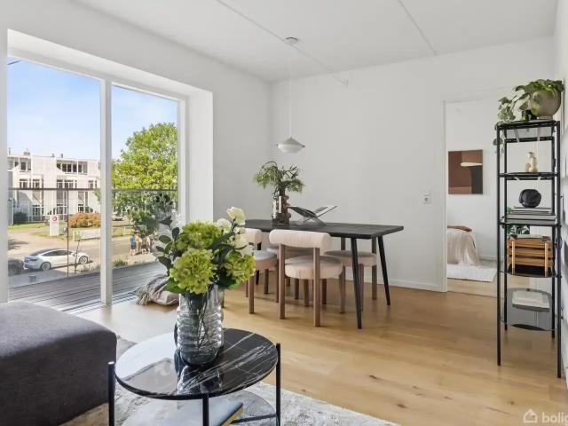 Ejendom til salg i København, Brøndby