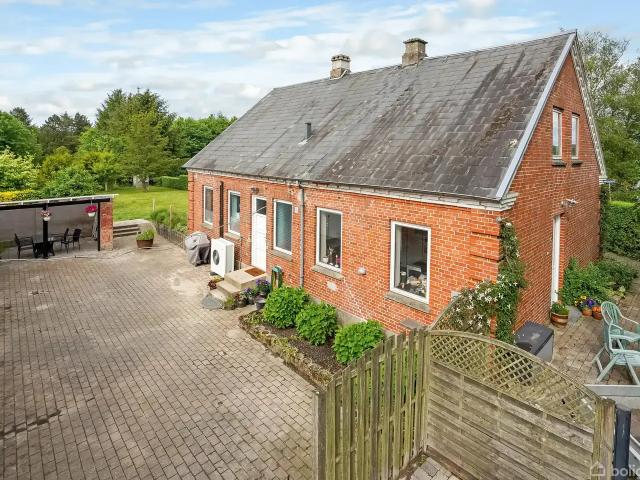 Landejendom til salg i Assens