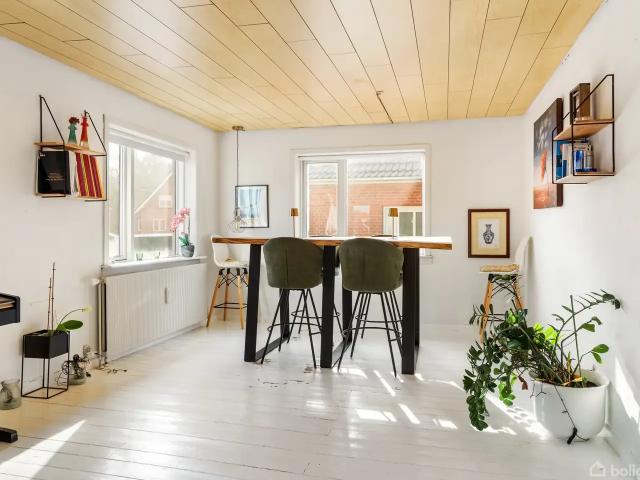 Ejendom til salg i Vemb, Århus