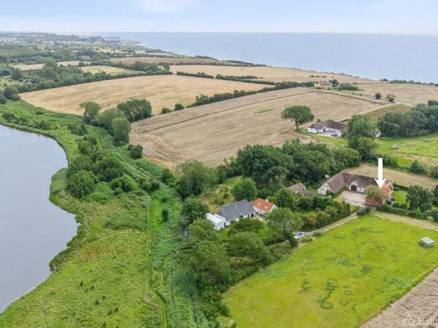 Landejendom til salg i Ommel, Ærø