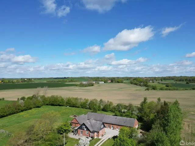 Landejendom til salg i Tranbjerg J, Århus