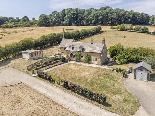 House for rent in Fossebridge, Gloucestershire