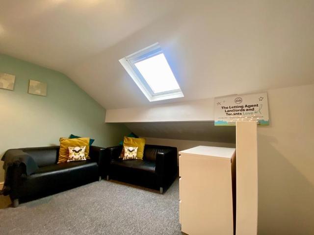 House for rent in Royton, Oldham