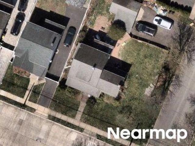 House for sale in Teaneck, New Jersey