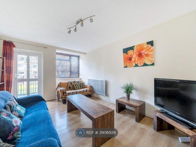 Apartment for rent in Roehampton, Greater London