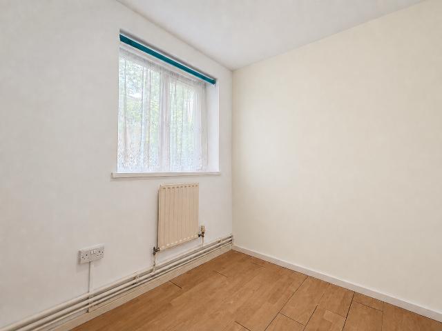 Apartment for rent in Roehampton, Greater London