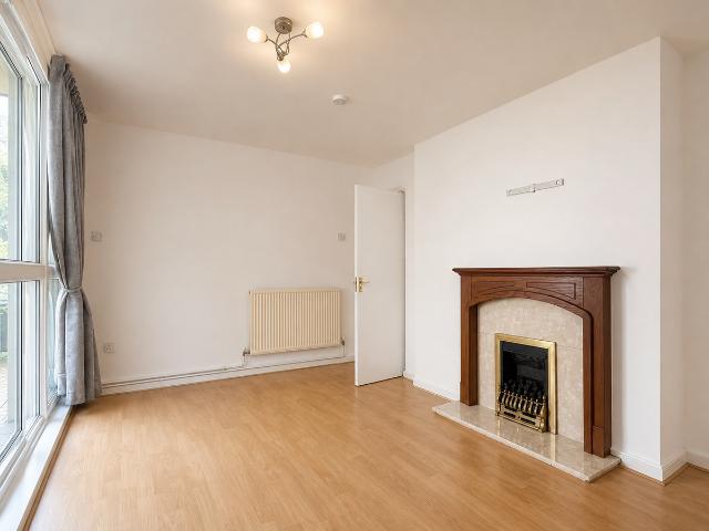 Apartment for rent in Roehampton, Greater London